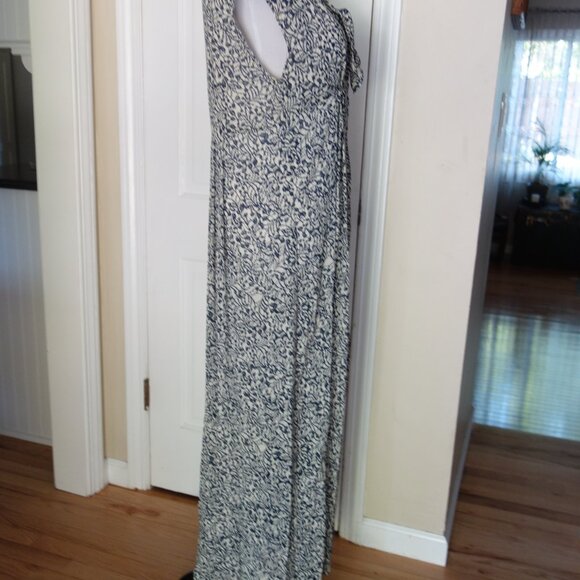 REX LESTER Sleeveless Navy Off-White Leaf Print Sleeve Button Front Maxi Dress – - Picture 3 of 8